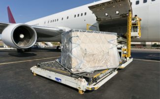 Loading platform of air freight to the aircraft